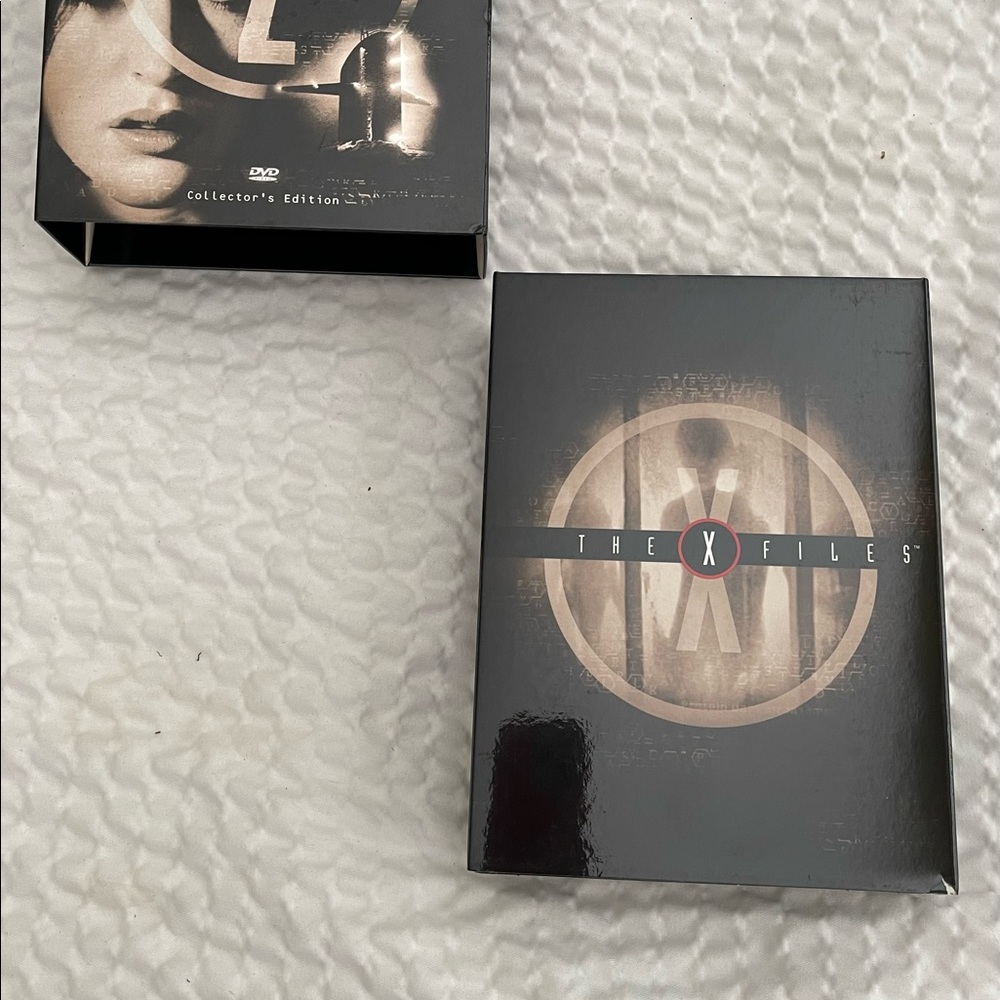X Files Complete Second Season - Picture 4 of 16